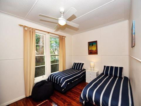 Beach Shack - Accommodation 4U 3