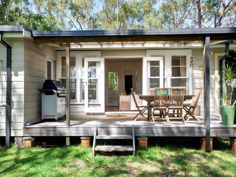 Beach Shack - Accommodation 4U 0