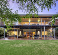 BeachBlu Holiday Home - Accommodation 4U