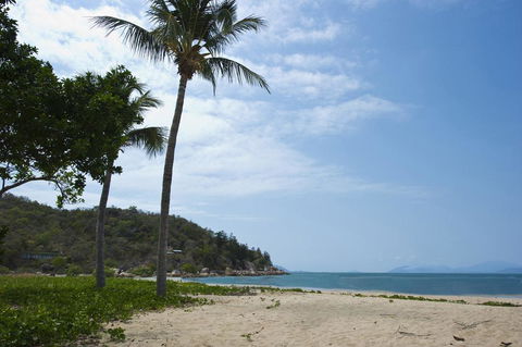 Beachcomber Unit 2 - Accommodation 4U 1