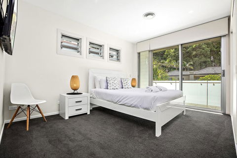 Beachfront #12 - Accommodation 4U 3