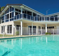 Beachfront Escape - Accommodation 4U