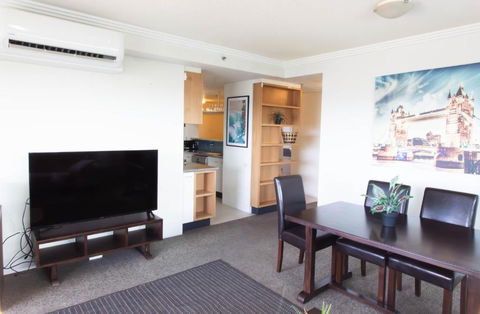Republic Apartment - Accommodation 4U 0