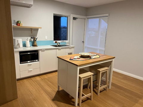 River Studio - Idyllic Location - Accommodation 4U 2