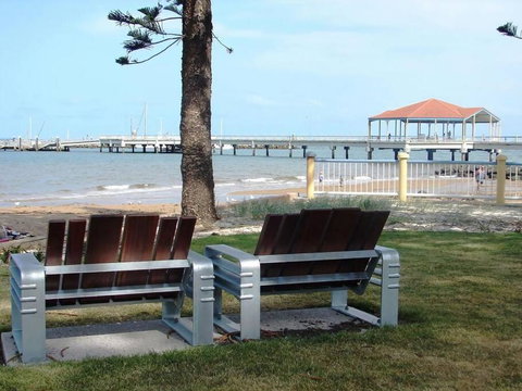 Redcliffe Villa - Accommodation 4U 0