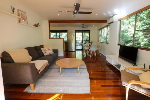 Regent Bower Cottage - Accommodation 4U 1