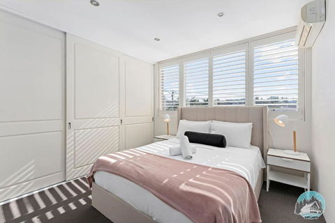 Relaxing Sunny North-Facing 2-Bed Apt In Vaucluse - Accommodation 4U 3