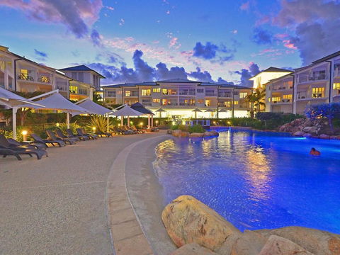 RESORT ON THE BEACH 2214/2215 - Accommodation 4U 0