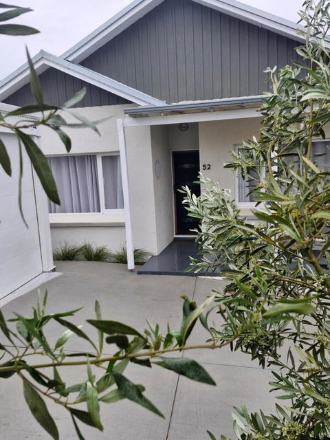 Retreat - Accommodation 4U 0