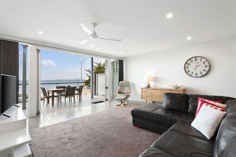 Rip N View - Accommodation 4U 0