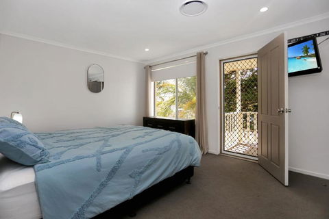 River Tonic - Accommodation 4U 2