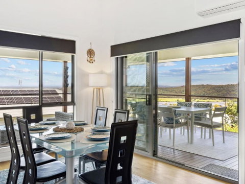 River View Beach Hub - Accommodation 4U 1