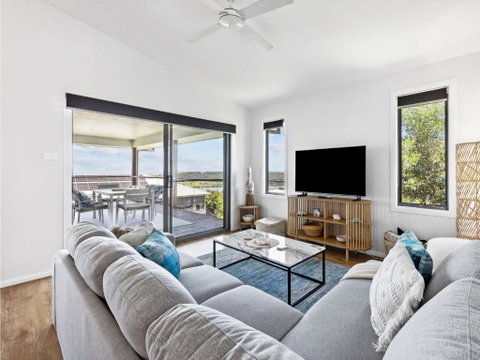 River View Beach Hub - Accommodation 4U 3