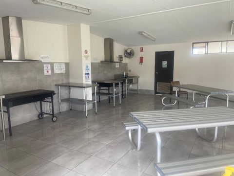 Riverside Cabin Park - Accommodation 4U 1