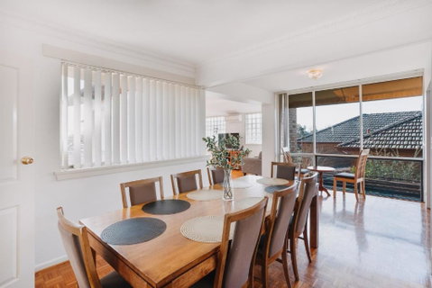 Restful Canberra Retreat In Spacious Terrace Home - Accommodation 4U 1