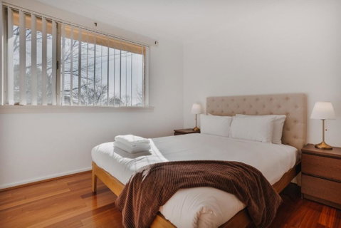 Restful Canberra Retreat In Spacious Terrace Home - Accommodation 4U 3