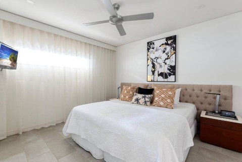 Rose At Temple Palm Cove - A Poolside Paradise - Accommodation 4U 3
