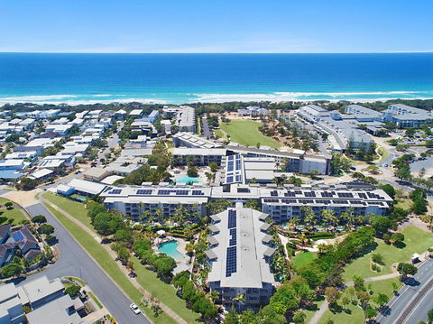Salt&Pepper Sanctuary - Plunge Pool Resort Apartment By UHoliday - 2BR, 1BR And Studio Hotel Room Configurations Available - Accommodation 4U 0