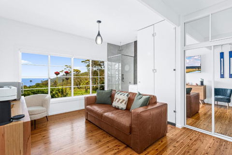 Romantic Ocean View Studio At Stanwell Tops - Accommodation 4U 2