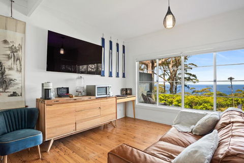 Romantic Ocean View Studio At Stanwell Tops - Accommodation 4U 1