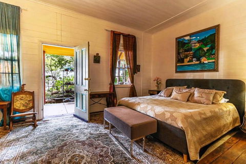 Robbie Burns Hotel Wyndham - Accommodation 4U 0