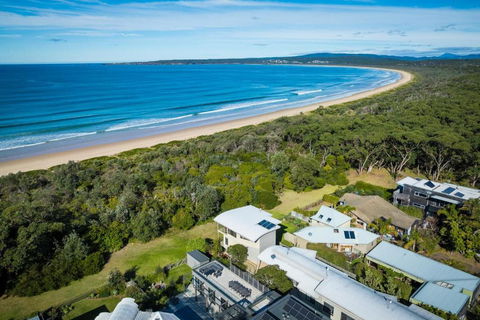 Rolling Waves 3 - Beach Access & Pet Friendly! - Accommodation 4U 0
