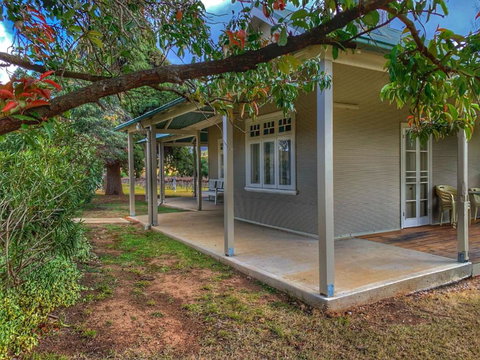 Roma Cottage On Roma Orchard - Accommodation 4U 2