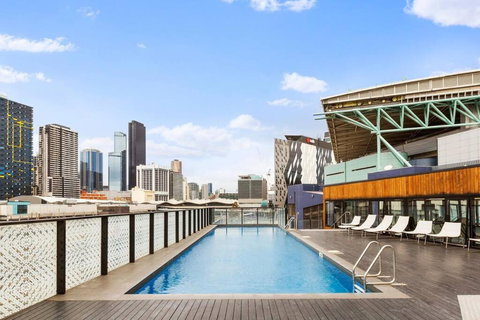 Rooftop Pool 2BR Apt At Marvel Stadium With Free Parking - Accommodation 4U 3