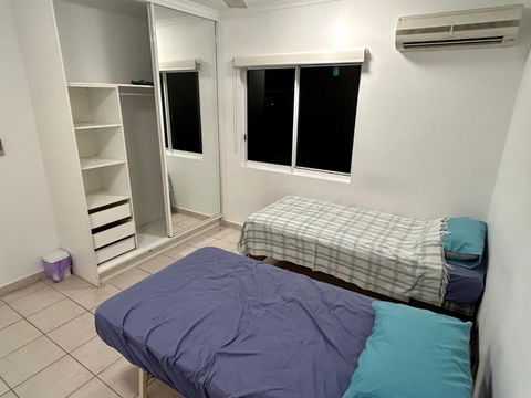 Room In City With Kittens! - Accommodation 4U 2