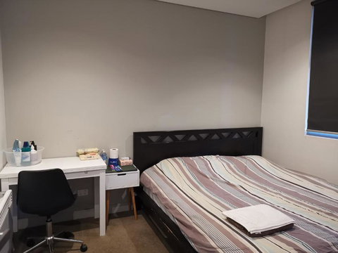 Room With King-size Bed Close To Melbourne CBD & Southern Cross Station - Accommodation 4U 0
