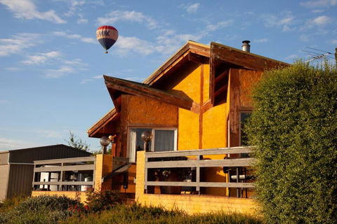 Rose Cottage Yarra Glen - Accommodation 4U 0