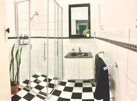 Rose End Cozy Apartment - Accommodation 4U 3