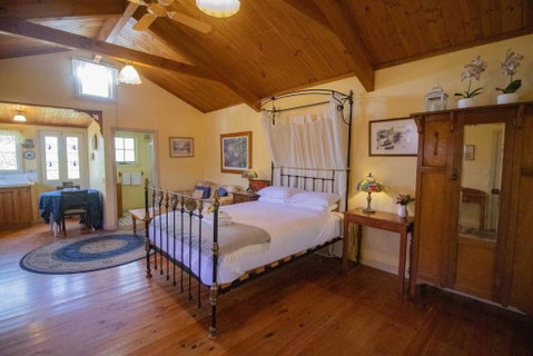 Rose Petal Cottage - Accommodation 4U 2