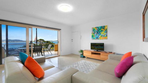 Roweshaven Amazing Views, Close To Beach Accom Holidays - Accommodation 4U 1
