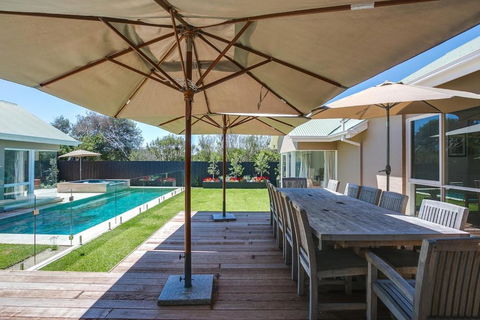 Royadie Resort - Pool Spa Tennis 500m To Beach - Accommodation 4U 1