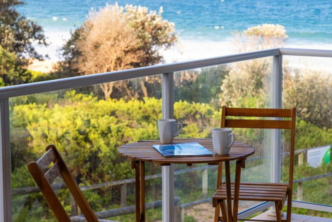 Royal Surf - Direct Beachfront - Accommodation 4U 1
