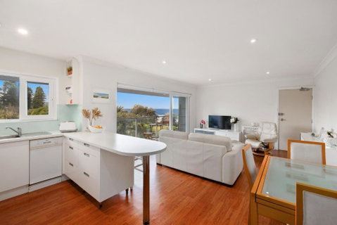 Royal Surf - Direct Beachfront - Accommodation 4U 3