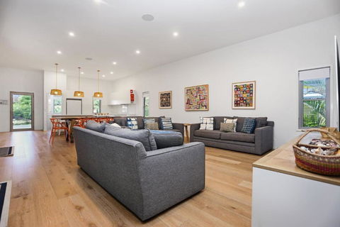 Russell Street Retreat - Accommodation 4U 0
