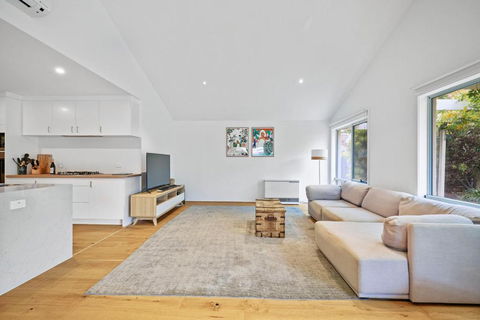 Salt Air Hideaway With Lush Backyard - Accommodation 4U 3