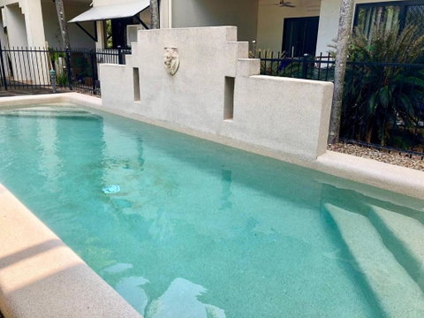 Salt & Sand - Tropical Oasis Footsteps To Beach - Accommodation 4U 2