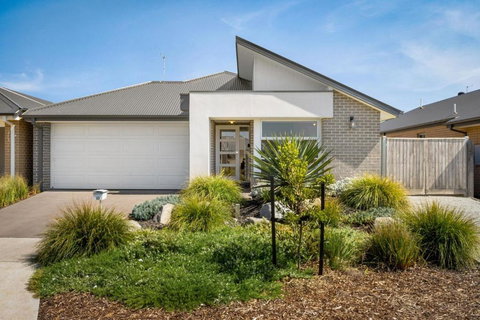 SaltAir - Accommodation 4U 0