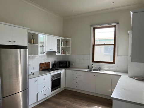 Saltwater Bungalow - WiFi - Accommodation 4U 2