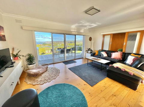 Saltwater Haven - Pets Welcome. Wifi. Amazing View - Accommodation 4U 3