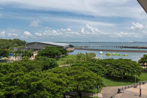 Saltwater Suites - Waterfront Apartments - Accommodation 4U 1