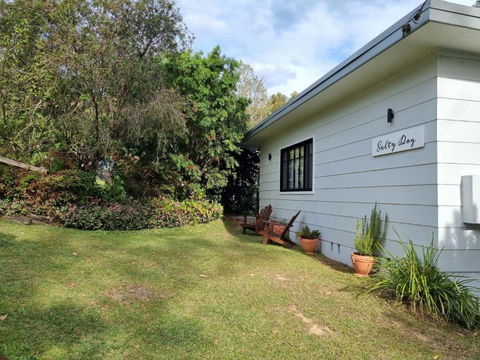 Salty Dog - Accommodation 4U 3