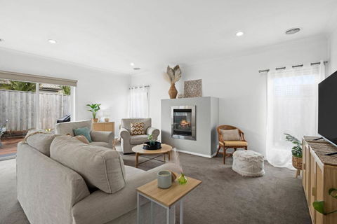 Salty Sage Beach House - Accommodation 4U 0
