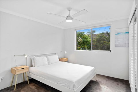 Salty Sea Breeze Apartment 500m To Waters Edge - Accommodation 4U 2