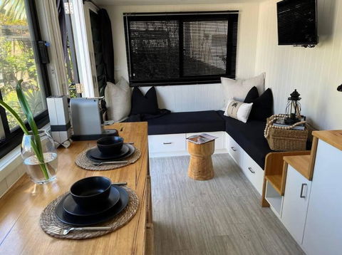 SALTY SOUL KIAMA - Tiny House By The Ocean - Accommodation 4U 0