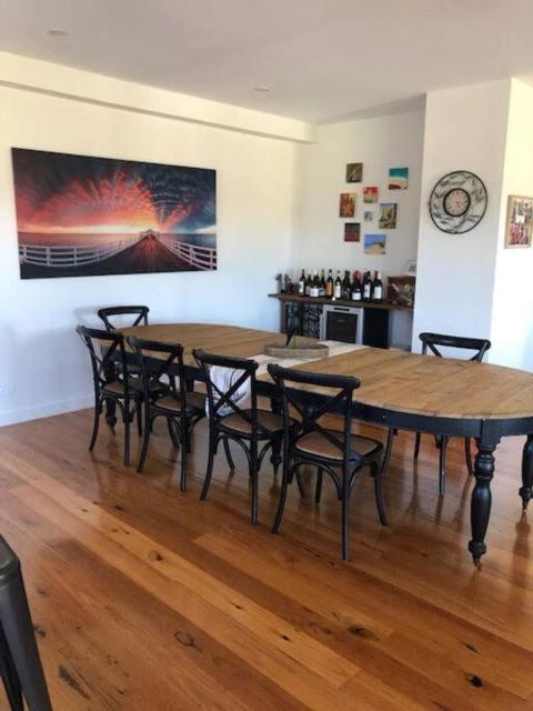 Sanary A Modern Beach Home In Martha Cove - Accommodation 4U 3