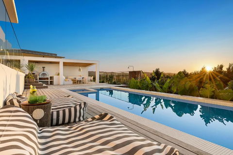 Sanctuary Spaces - Sundowner - Accommodation 4U 1